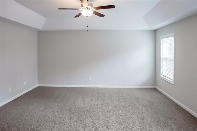 Building Photo - 1150 Red Bud Cir