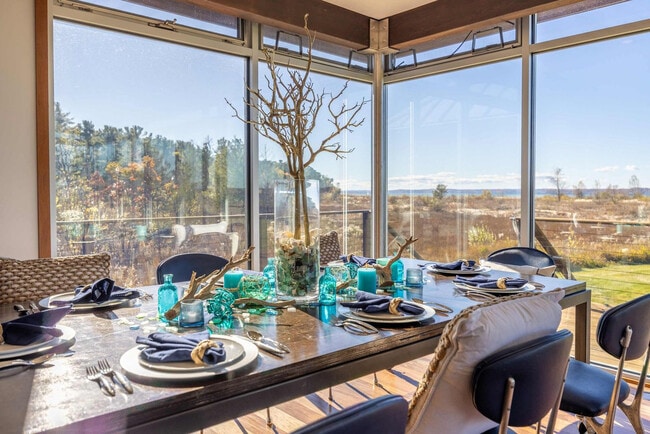 Building Photo - 11988 Cabana Shores Dr