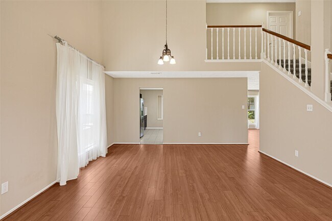 Building Photo - 3510 Honey Creek Dr