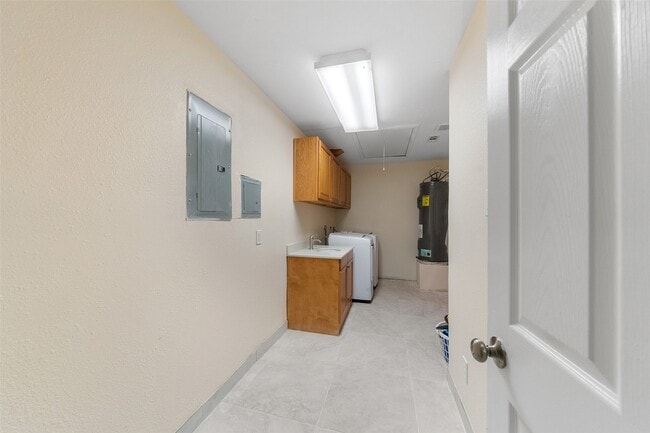 Building Photo - 14702 Westway Ln