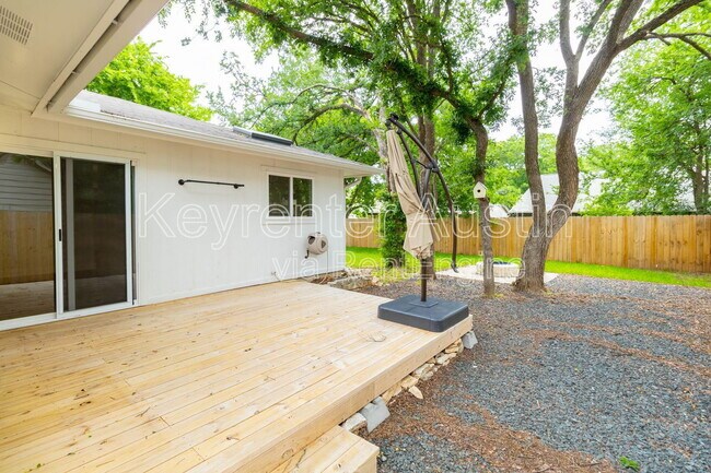 Building Photo - 7707 Copano Dr