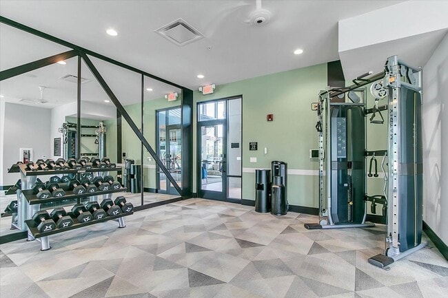 Building Photo - 3S528 Cambridge Ct