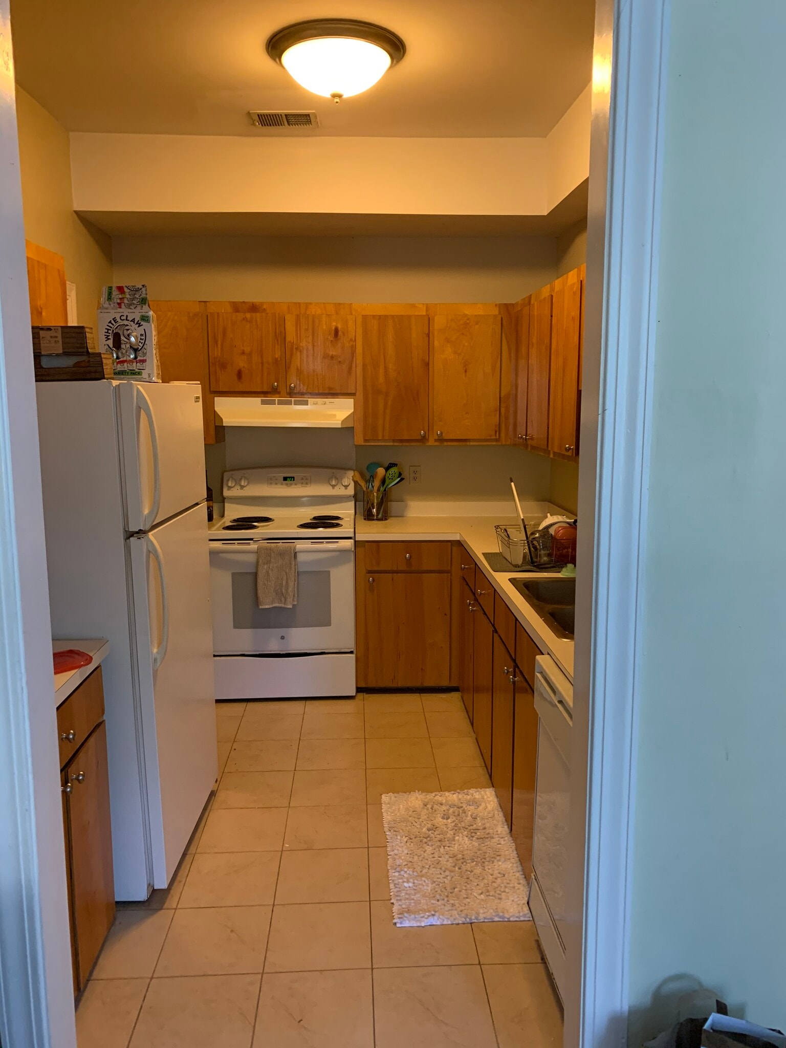 Kitchen - 72 Beaufain St