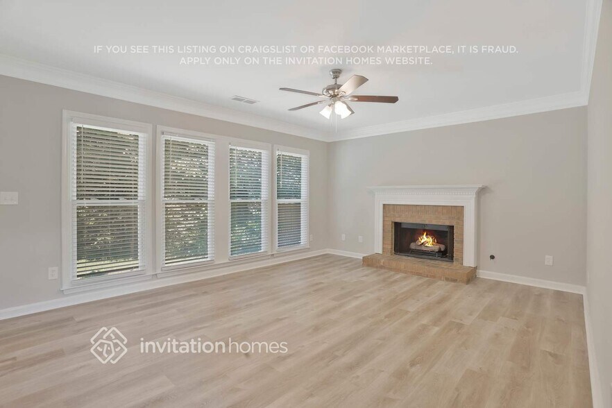 Building Photo - 3157 Blackstone Run