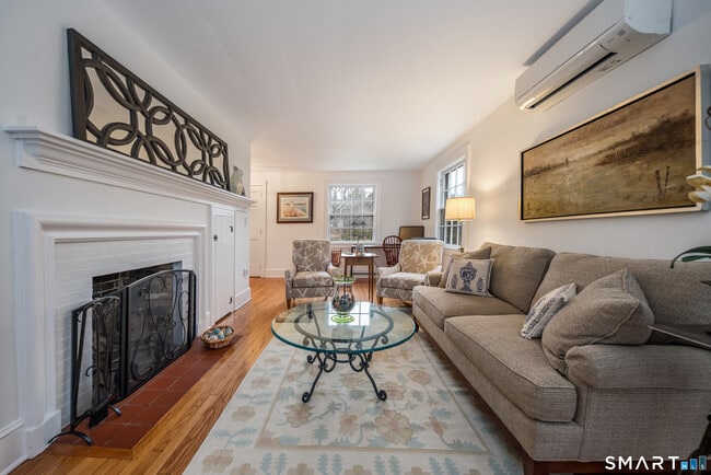 Building Photo - 99 Bay View Ave