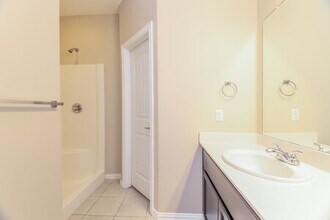 Building Photo - 313 Caladium Dr