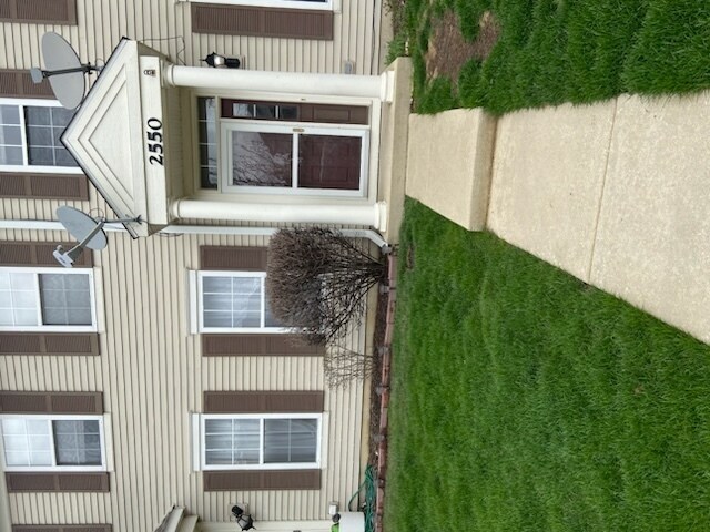 Building Photo - 2550 Providence Ave