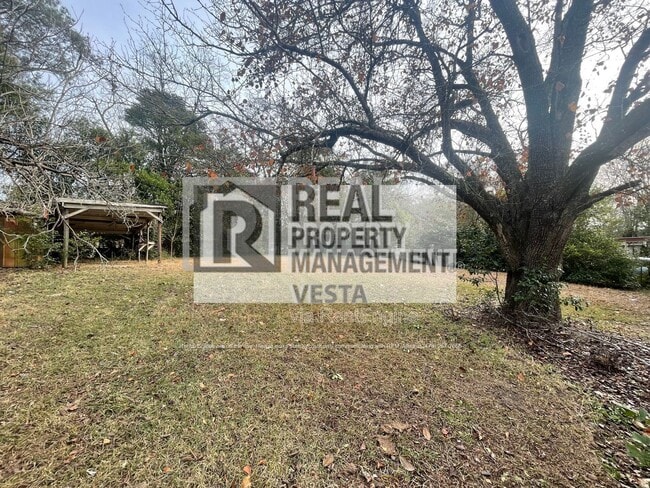 Building Photo - 4342 Pinedale Dr