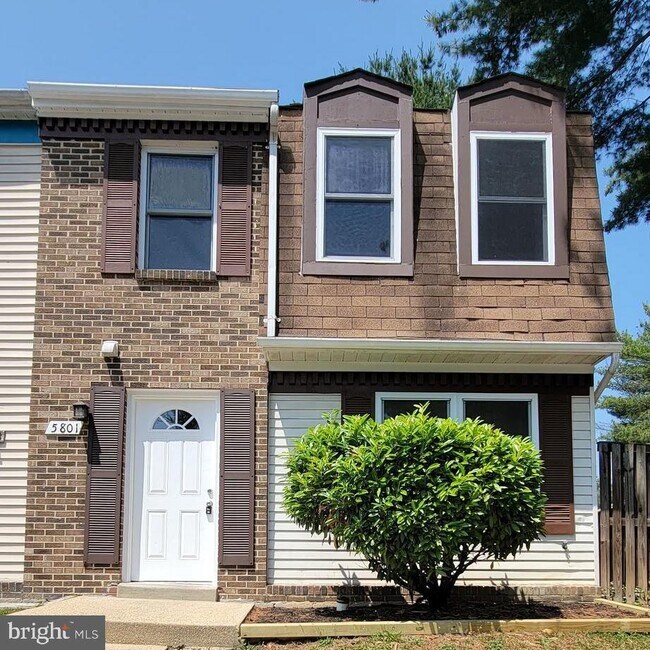 Building Photo - 5801 Folgate Ct