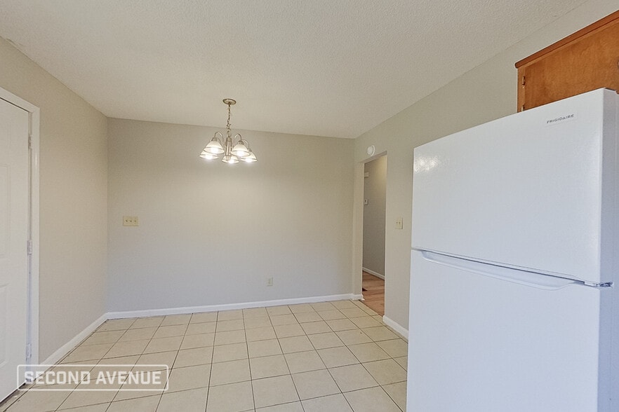 Building Photo - 434 15th Terrace NW