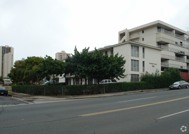Building Photo - Parkside Terrace