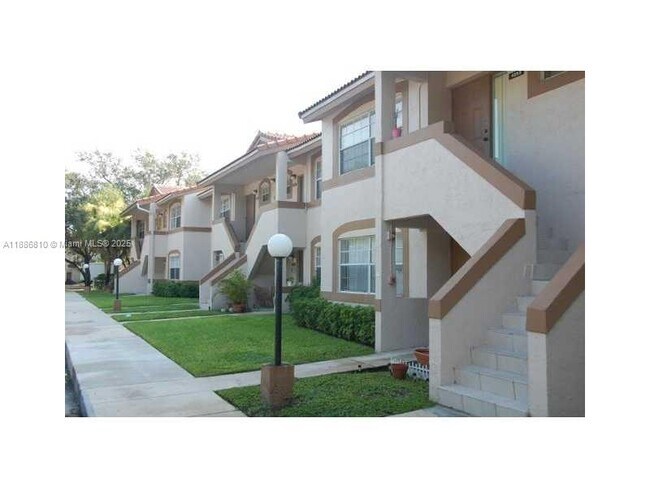 Primary Photo - 11483 NW 42nd St