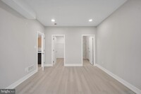 Building Photo - 1111 S 24th St