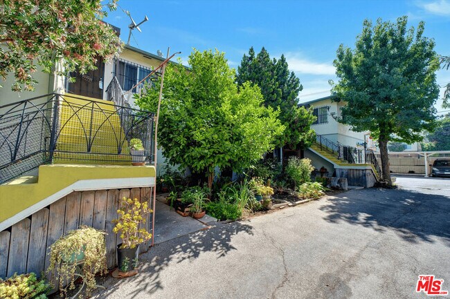 Building Photo - 110 S Rampart Blvd