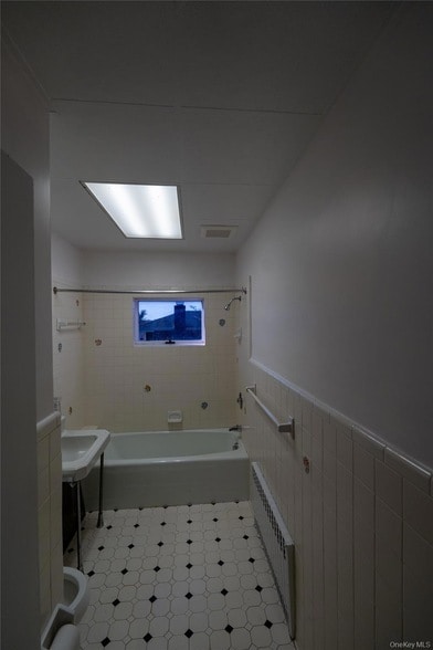 Building Photo - 43 4th St