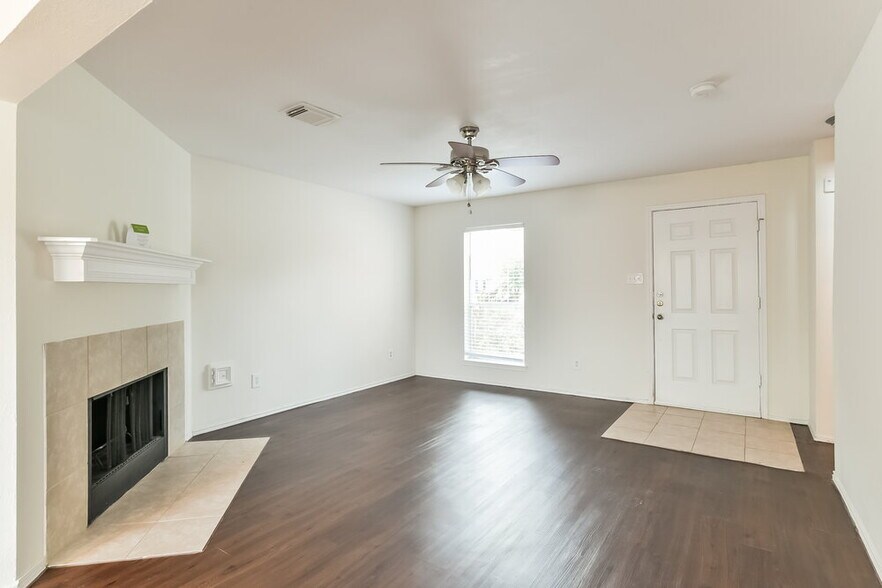 Building Photo - 20235 Sandwith Dr