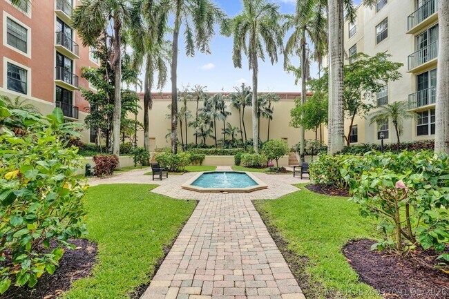 Building Photo - 651 Okeechobee Blvd