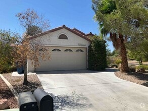 Building Photo - 4917 Braeburn Dr