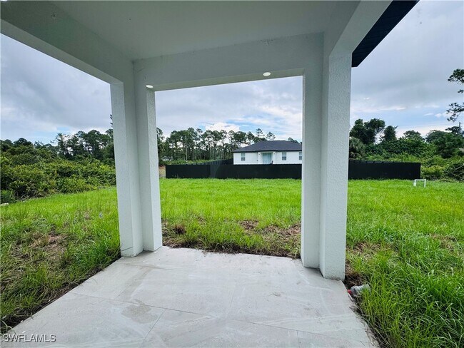 Building Photo - 3304 67th St W