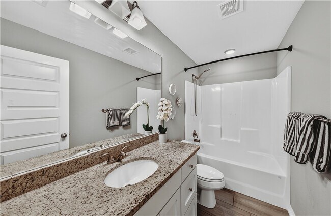 Building Photo - 5803 W Poison Springs Dr