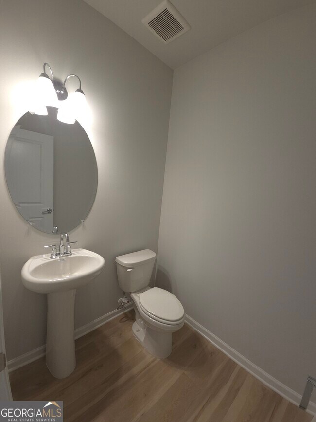 Building Photo - 633 Vidalia Pkwy