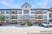 Building Photo - 7204 Oak Manor Dr