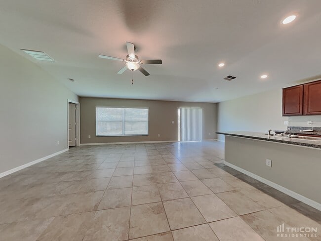 Building Photo - 7030 Wiseman Run Dr