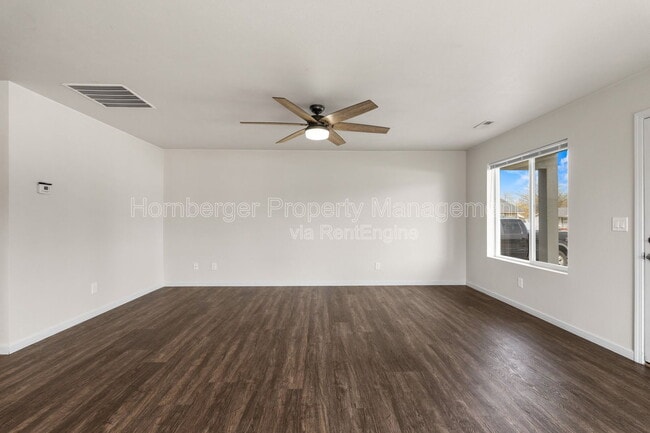 Building Photo - 14420 E Heroy Ln