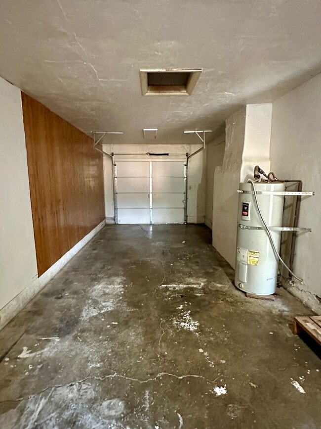 Building Photo - gbgh