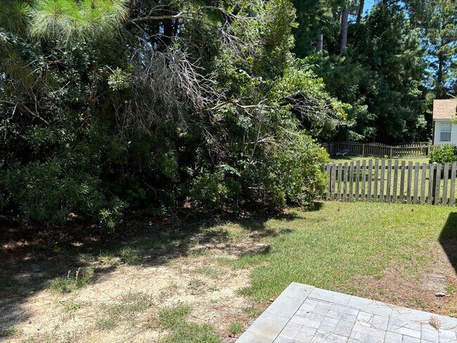 Building Photo - Available 7/9. Gorgeous, Fully Remodeled 3...