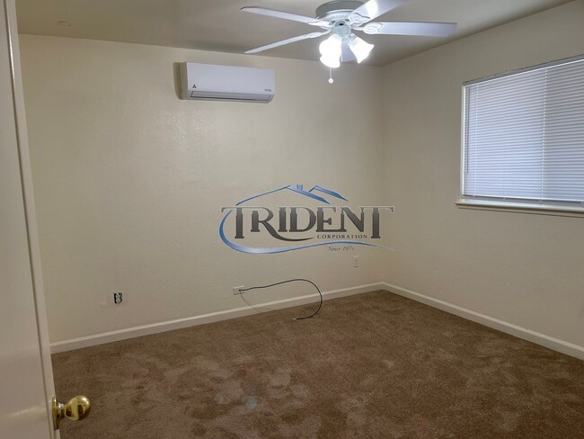 Building Photo - 4400 Martel Dr