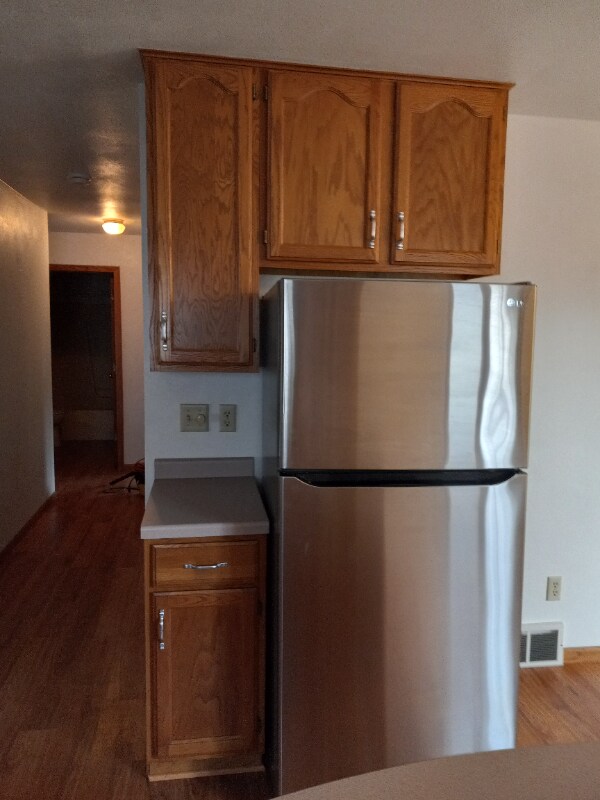 Building Photo - 1675 Delta Dr