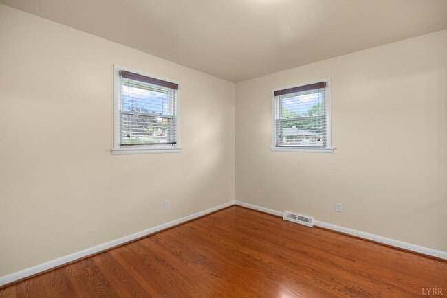 Building Photo - 106 Bryant Rd