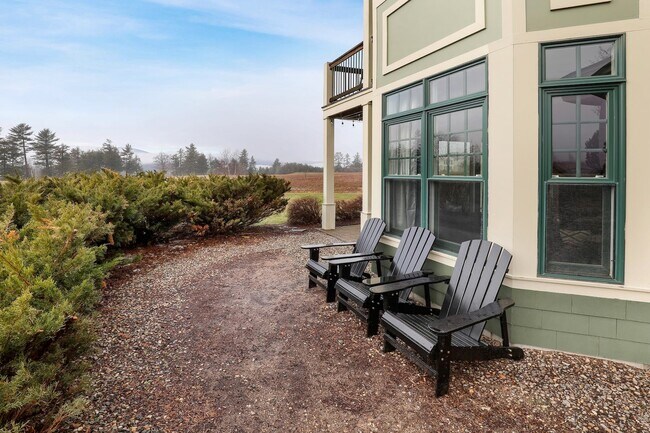 Building Photo - 43 Lafayette Rd