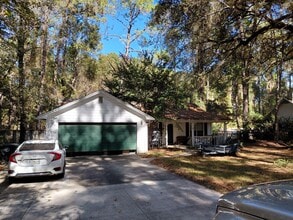 Building Photo - 1667 Folkstone Rd