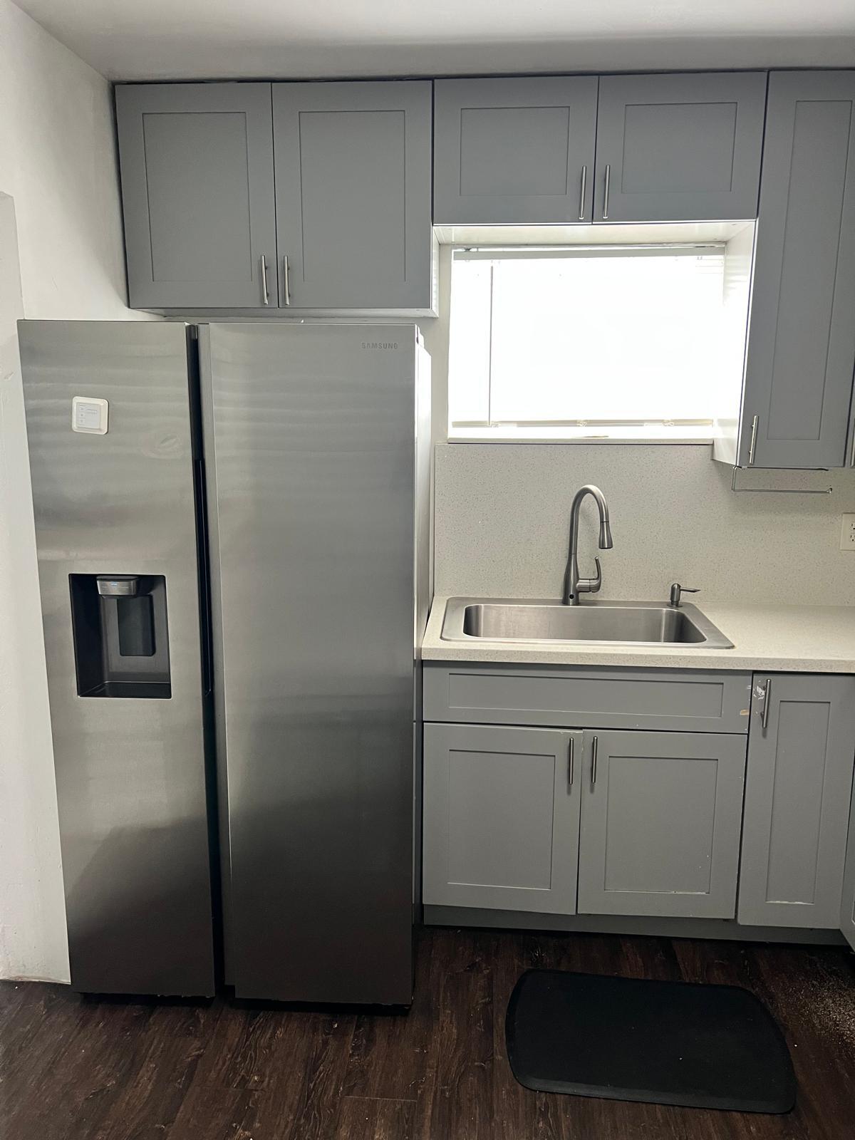 Building Photo - 620 NE 140th St