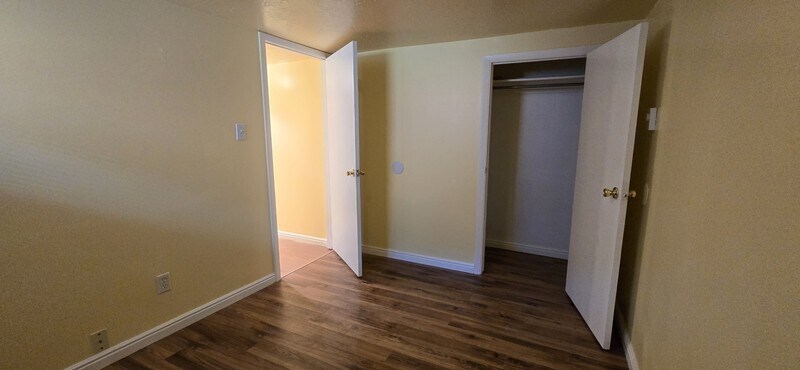 Building Photo - 1057 S 900 E