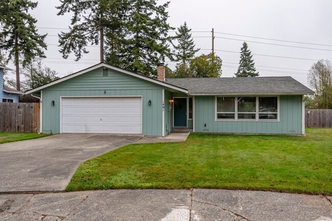 Primary Photo - Updated 3 Bedroom, 2 Bath Home with Spacio...