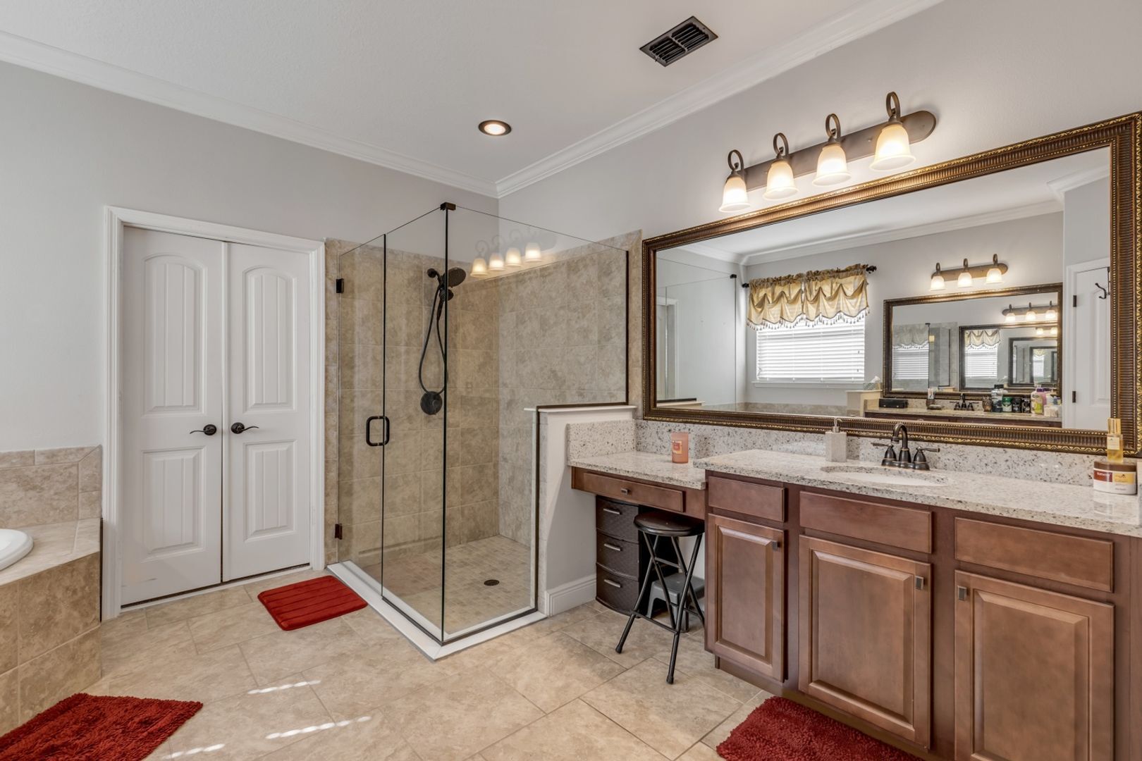 Building Photo - 111 Enclave Ave