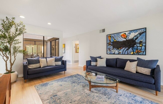 Building Photo - 72499 Desert Flower Dr