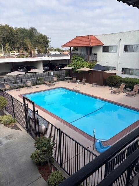 Building Photo - Casa Madrid Apartments