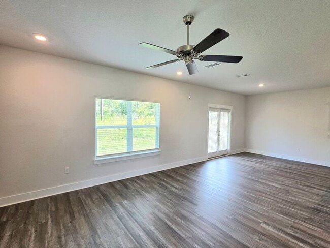 Building Photo - 1632 Amaya Ln