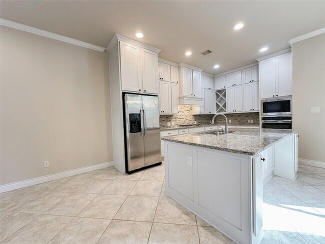 Building Photo - 23 Jonquil Pl