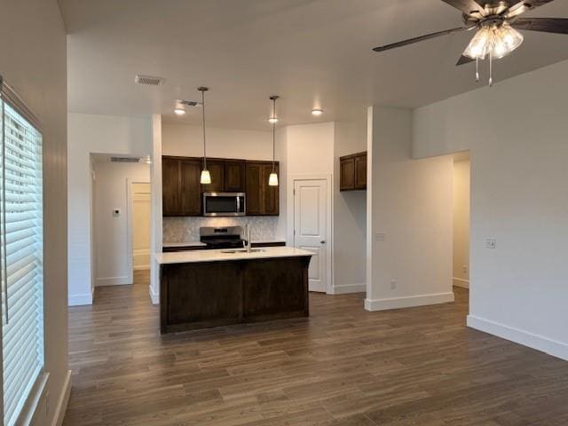 Building Photo - 15809 Nighthawk Dr