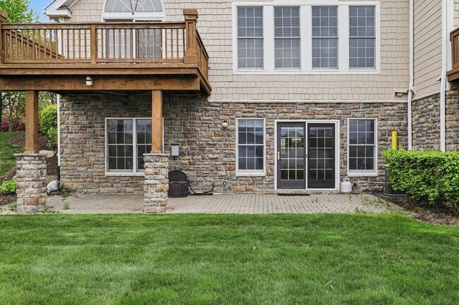 Building Photo - 24829 Reeds Pointe Dr