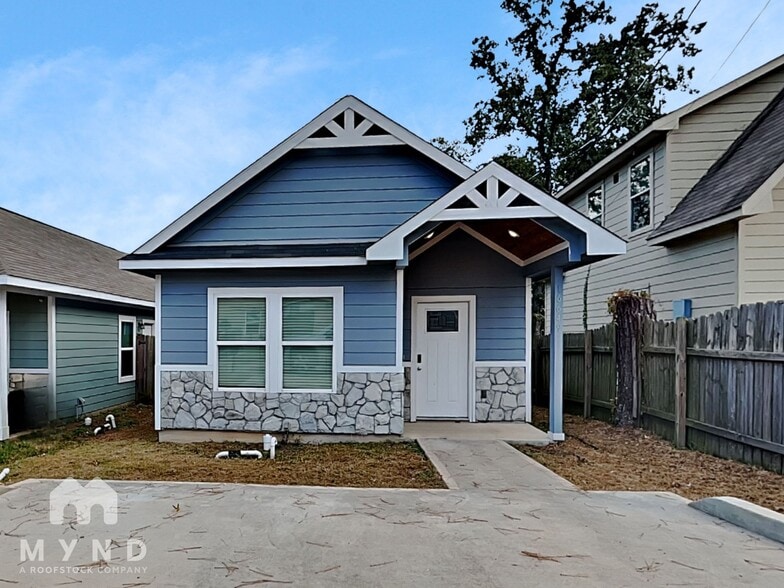 Primary Photo - 16649 E Hammon