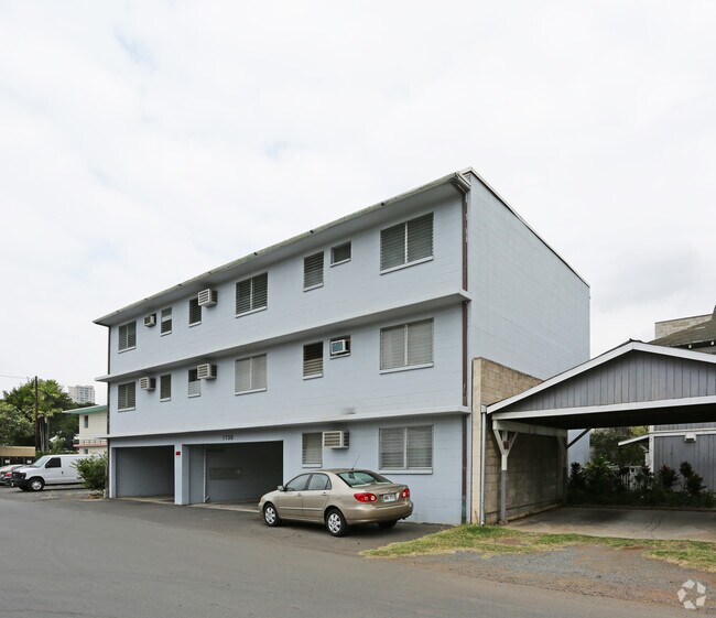 Primary Photo - 1730 Algaroba St