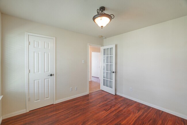 Building Photo - 21815 Grassy Hill Ln