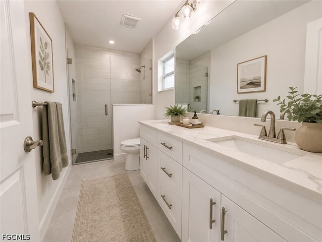 Building Photo - 4622 SW 7th Pl