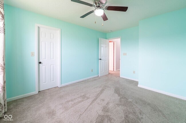 Building Photo - 899 Briarstone Dr